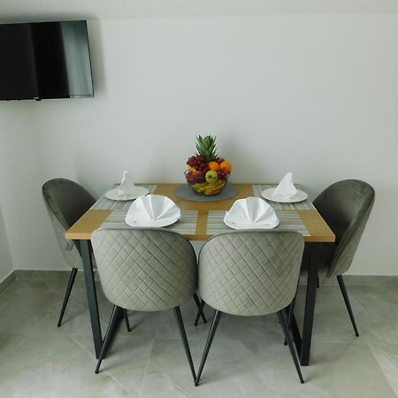 Apartman Nativis Otočac Buitenkant foto