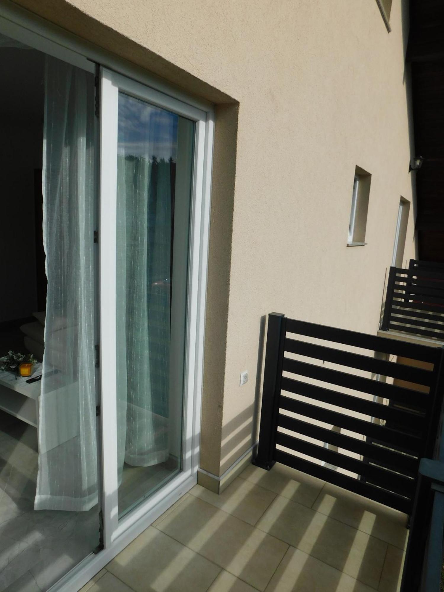 Apartman Nativis Otočac Buitenkant foto