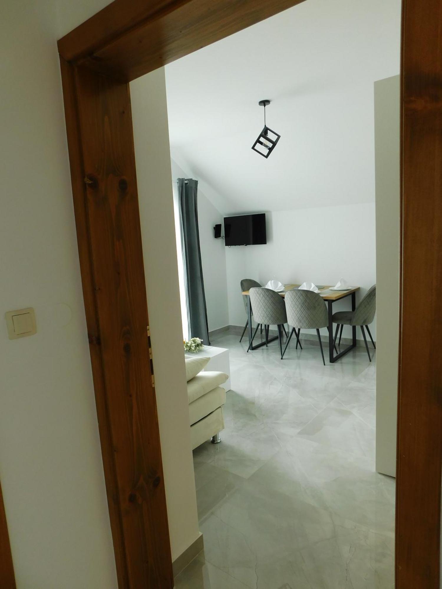 Apartman Nativis Otočac Buitenkant foto